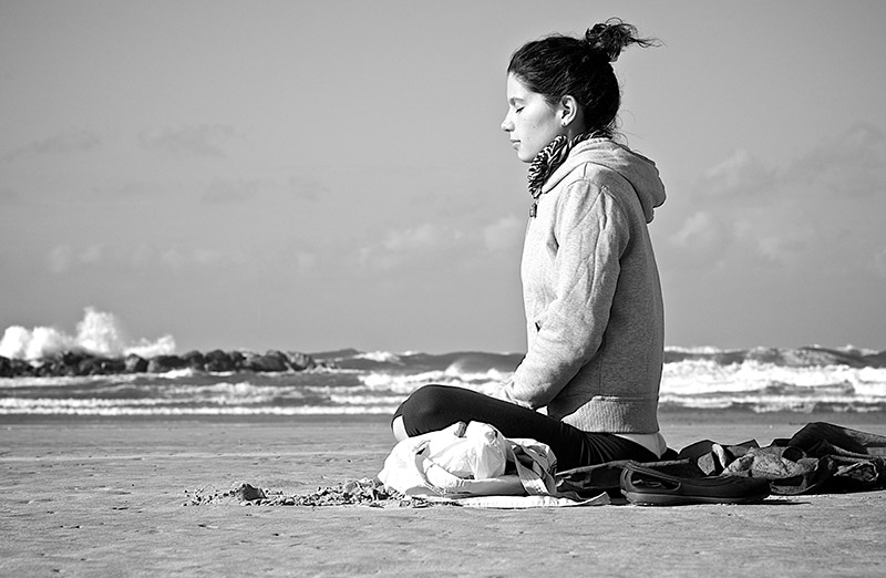 Helena Barquilla | Meditación en movimiento y Danza Consciente