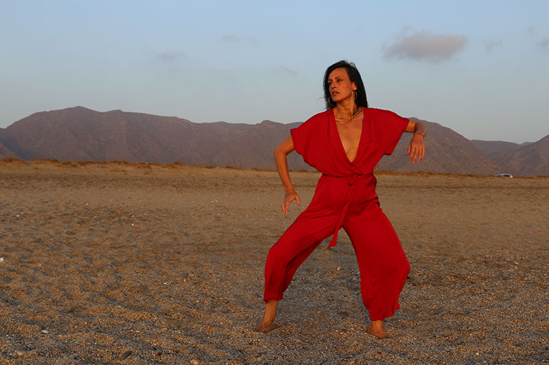 Helena Barquilla | Meditación en movimiento y Danza Consciente