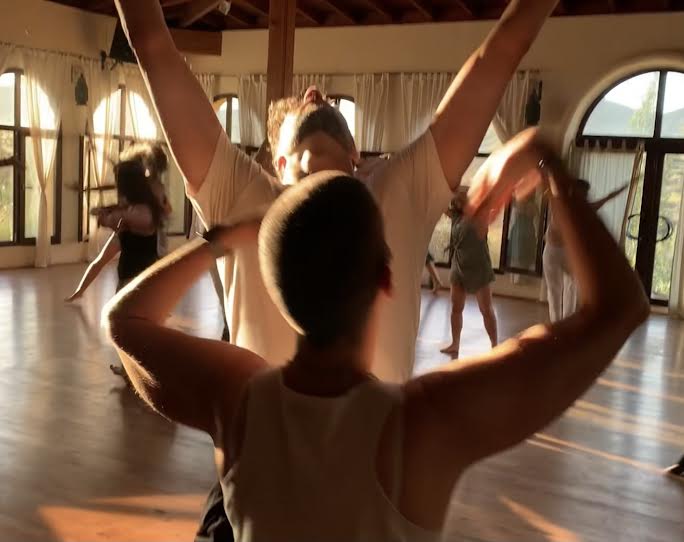 Helena Barquilla | Meditación en movimiento y Danza Consciente